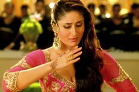 Kareena Kapoor Spicy Stills